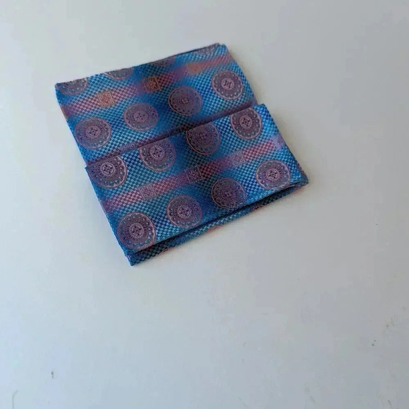 Men's Silky Hankie - Picture 2 of 4